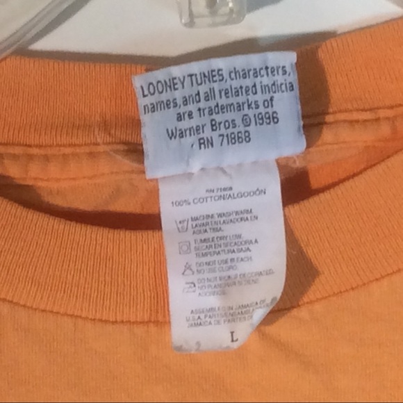 Tweety Bird Can I Help it if I'm Good Vintage 1996 Looney Tunes Orang Tee Shirt - Picture 4 of 8